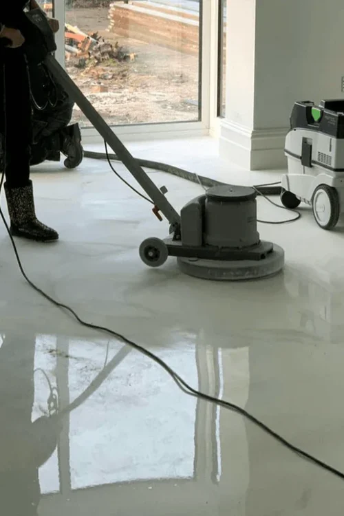 Floor Cleaning & Polishing